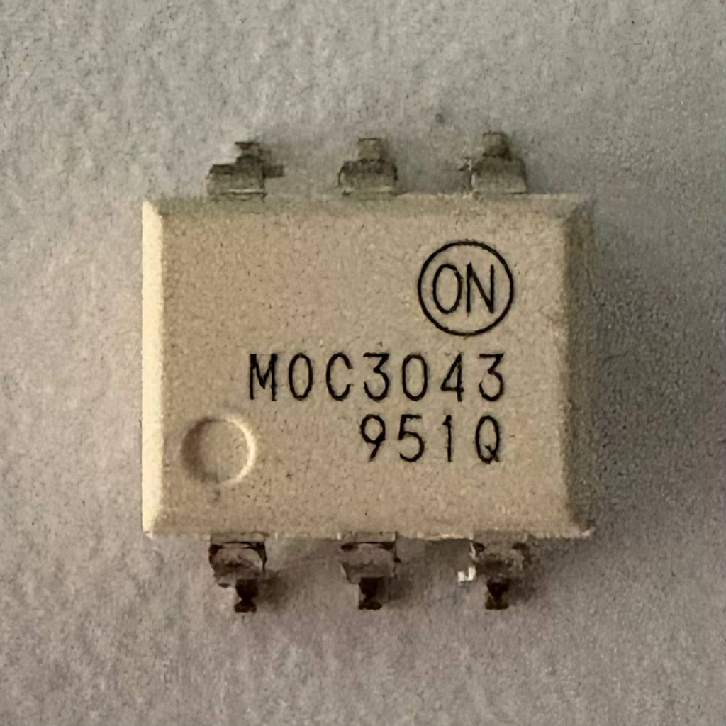 اپتوکوپلر تریاک MOC3043 زیرو کراس